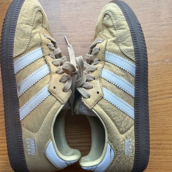 Adidas Samba Men's Sneakers in Yellow and White - Picture 6 of 7
